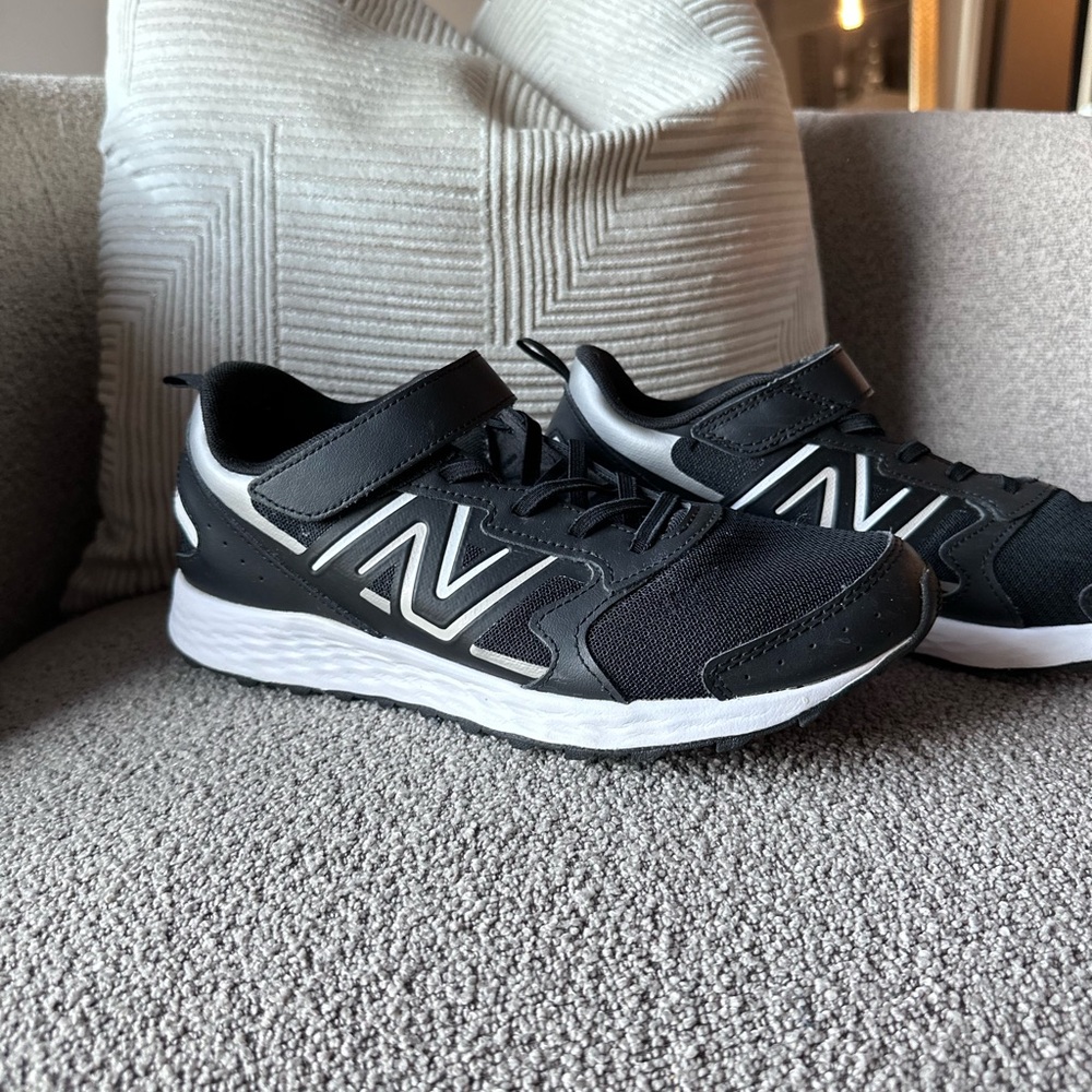 Men’s Balance Fresh Foam 650v1 Bungee Lace with Top Strap